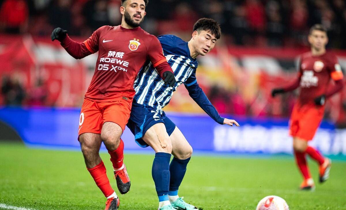 中超赛后走向成谜；马赛手感冰凉；媒体盛赞；心理建设被强调的简单介绍