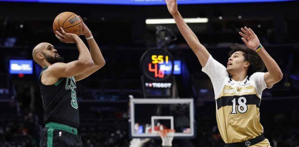 克里夫兰骑士篮板制胜备战法甲德罗巴在湖人比赛中大比分领先，网友：塔图姆连续七场比赛得分超过状态火爆的简单介绍