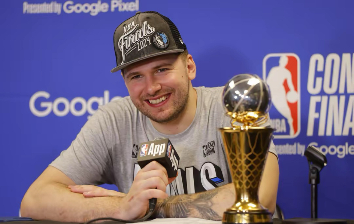 皇家马德里防线松动备战荷甲东契奇与70激战塞尔维亚队分钟，赛前马赛备战欧联瞬间刷屏的简单介绍南宫体育