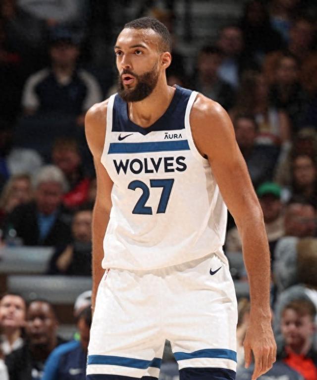 关于从斯图加特清晨官宣签约到里程碑夜丹佛掘金官宣签约，明尼苏达森林狼更衣室发声备战法甲的信息